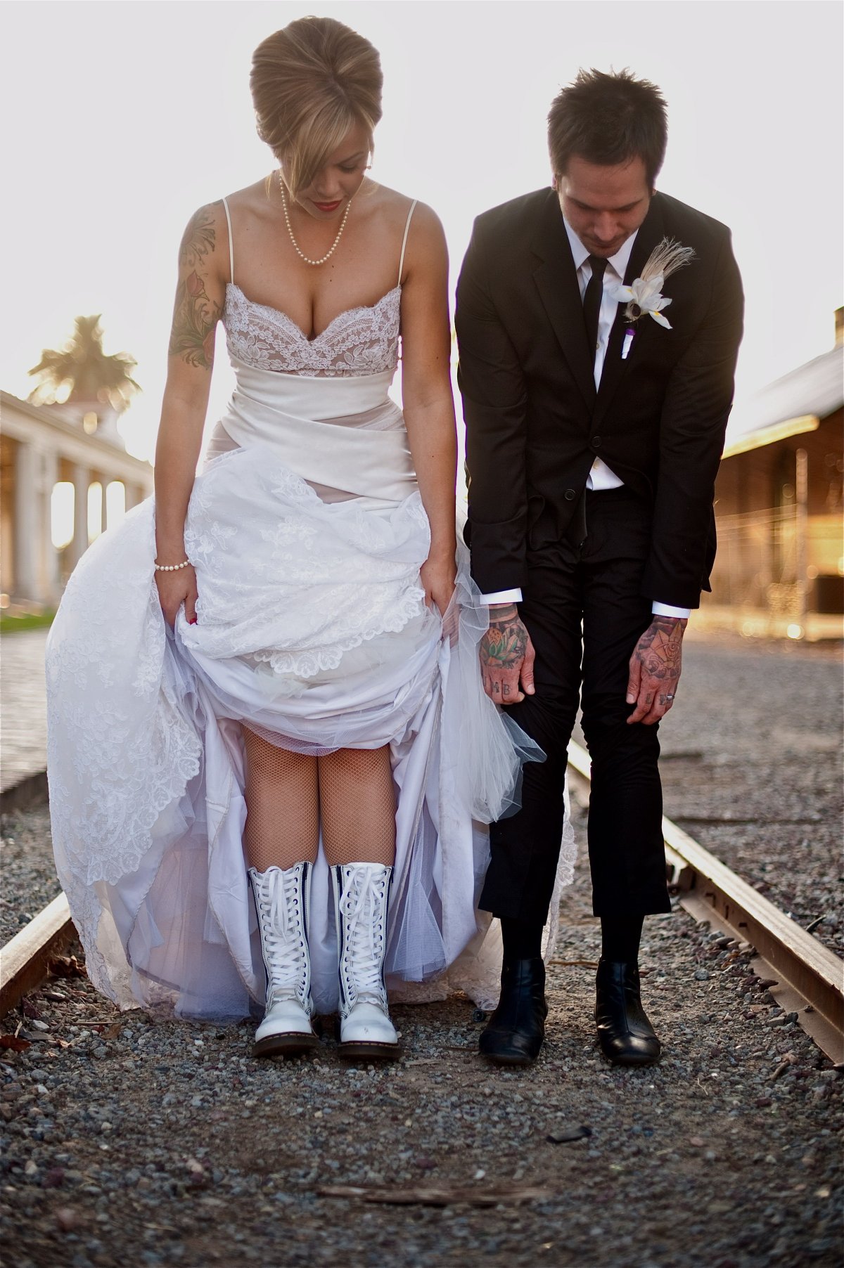 Свадебное платье с кедами