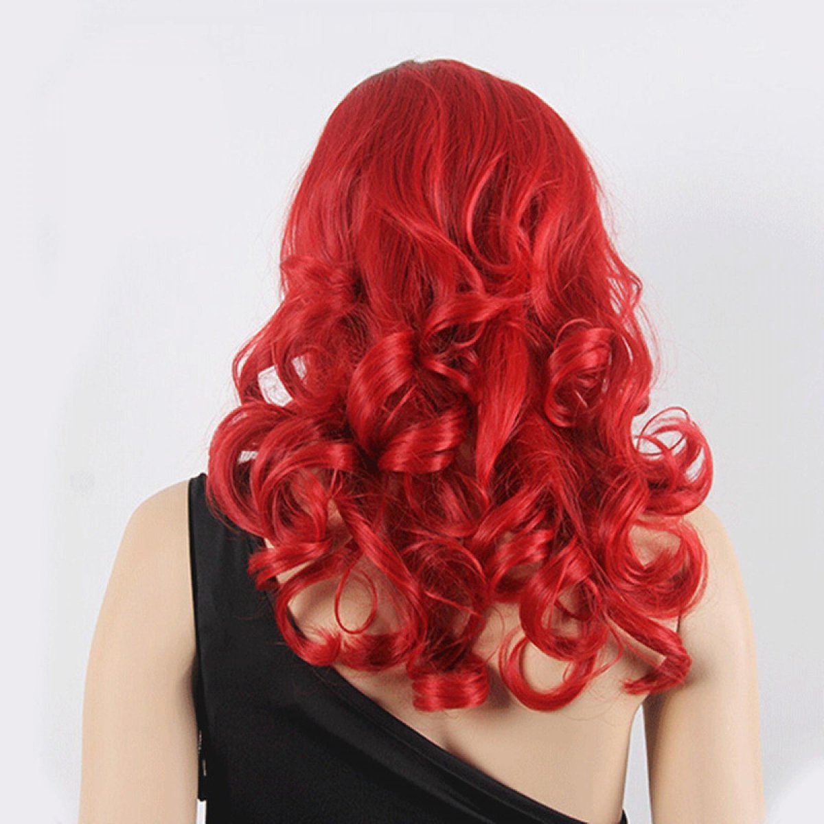 Локоны на красных волосах