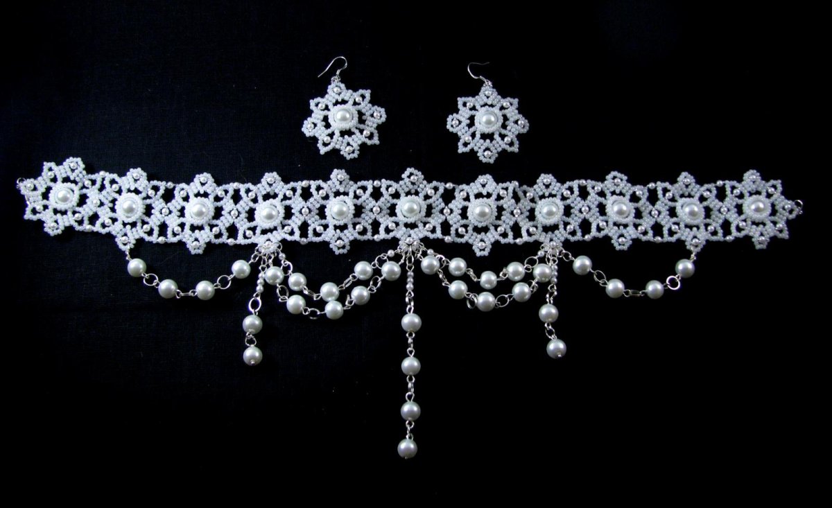 Чокер из бисера