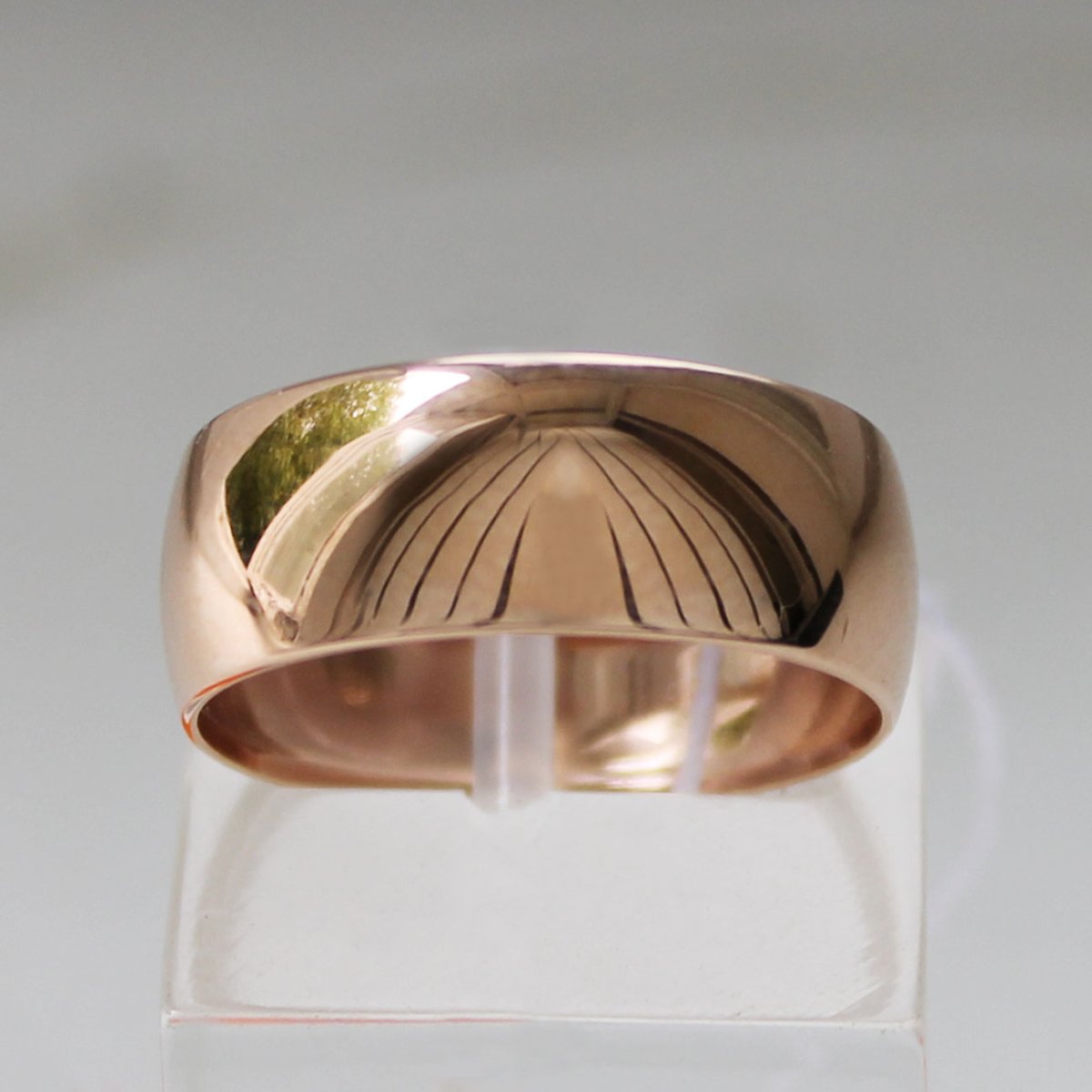 Широкое обручальное кольцо золото