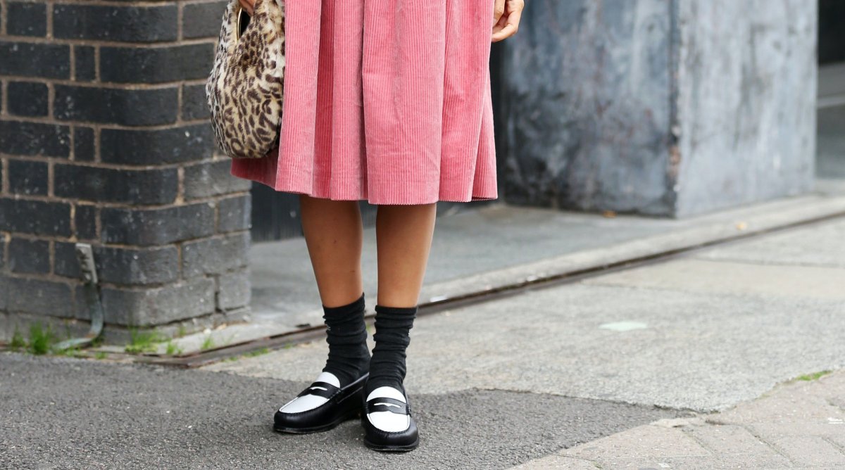 Лоферы с носками