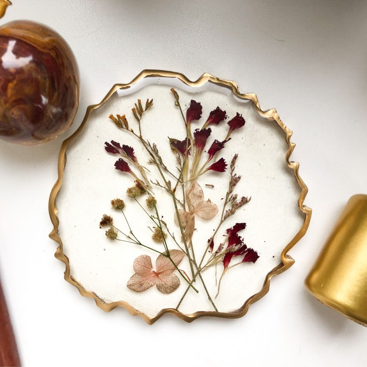 Подстаканники из эпоксидной смолы с сухоцветами