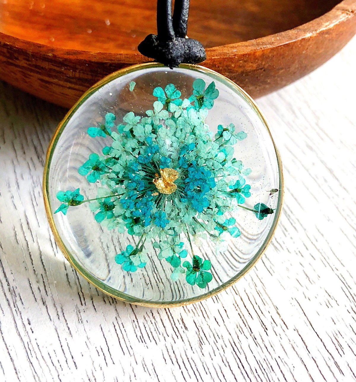 Украшения из эпоксидной смолы