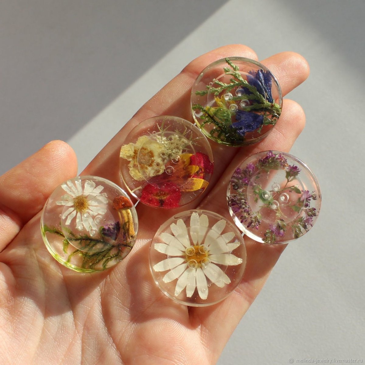 Украшения с сухоцветами