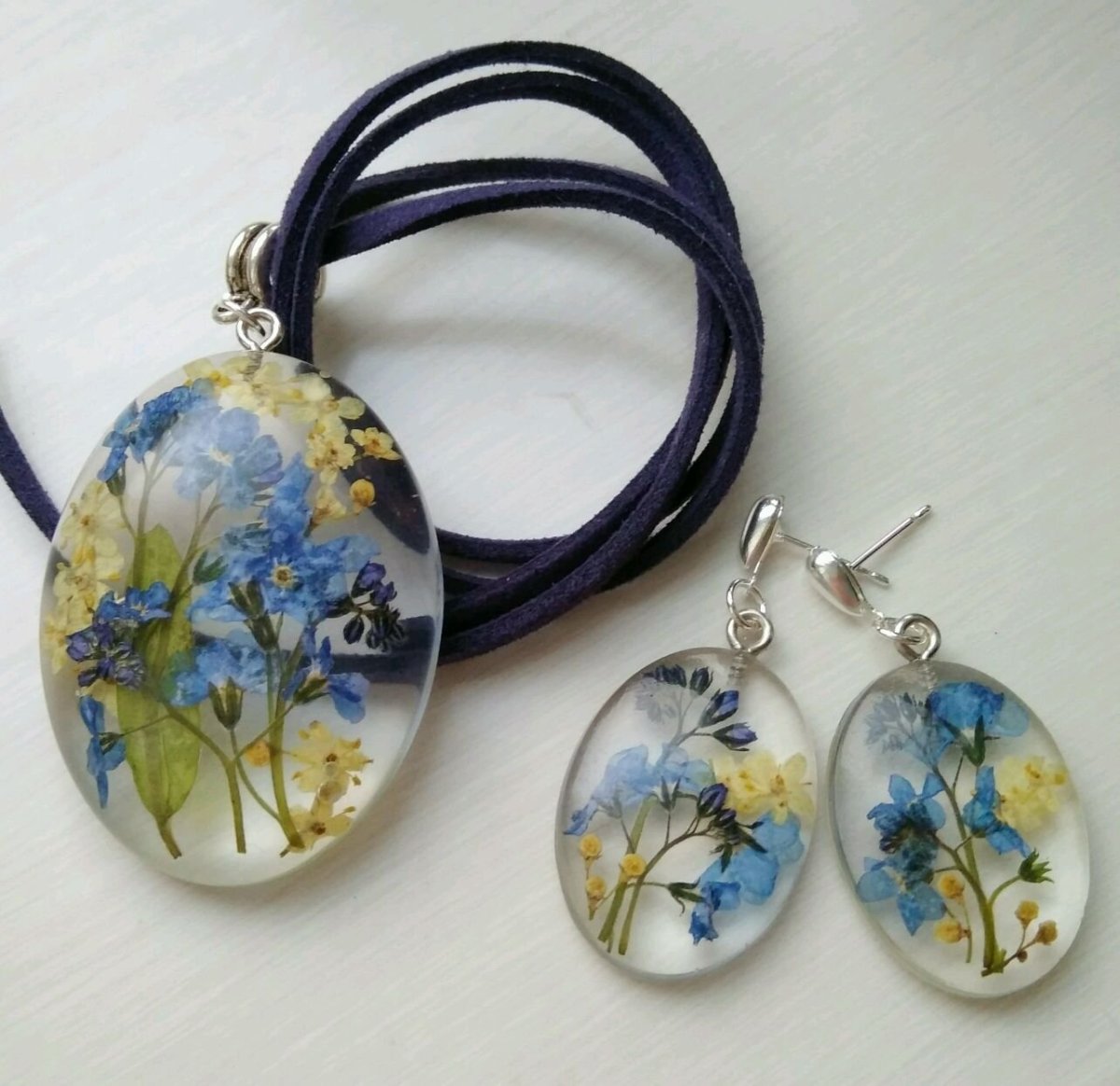 Сухоцветы в эпрксидной смола