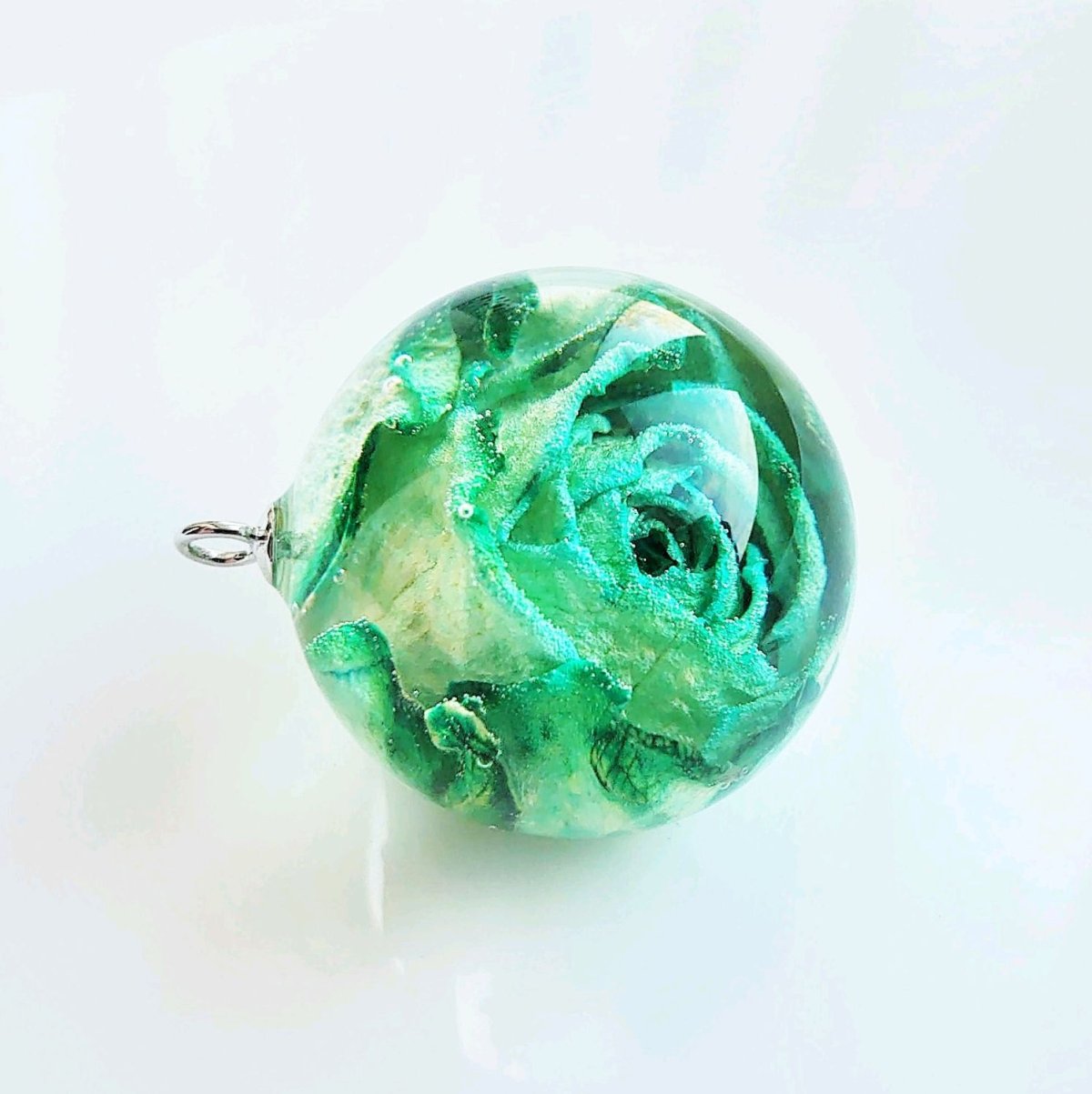 Сухоцветы в эпоксидной смоле