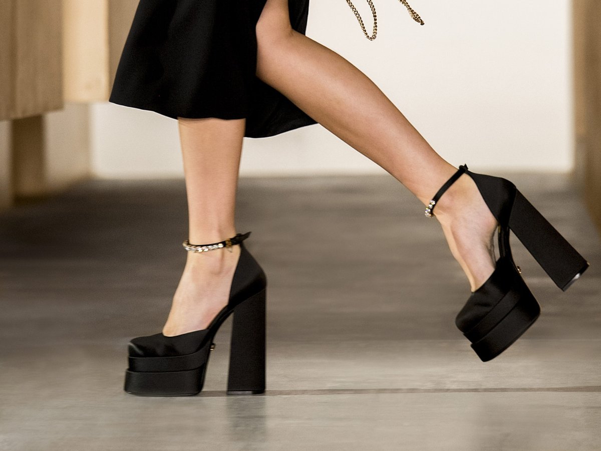 Туфли Версаче Medusa AEVITAS