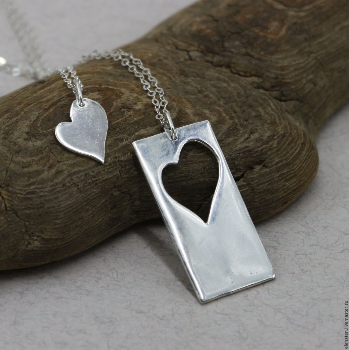 Дизайн амулета мама дочь