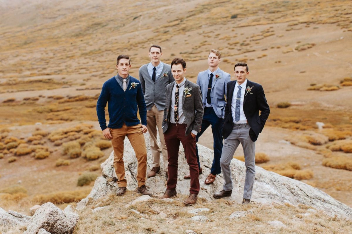 Свадебный костюм для жениха в стиле бохо