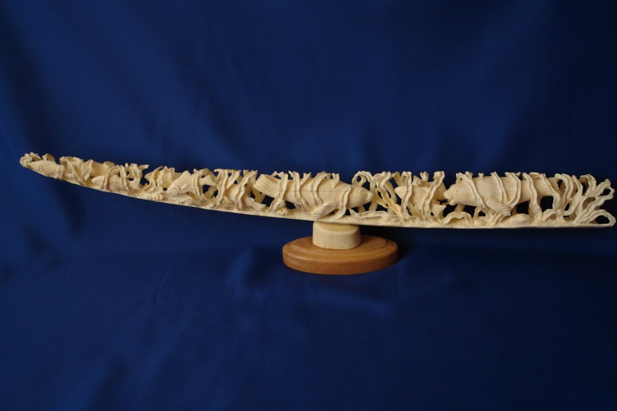 Бивень мамонта бусина