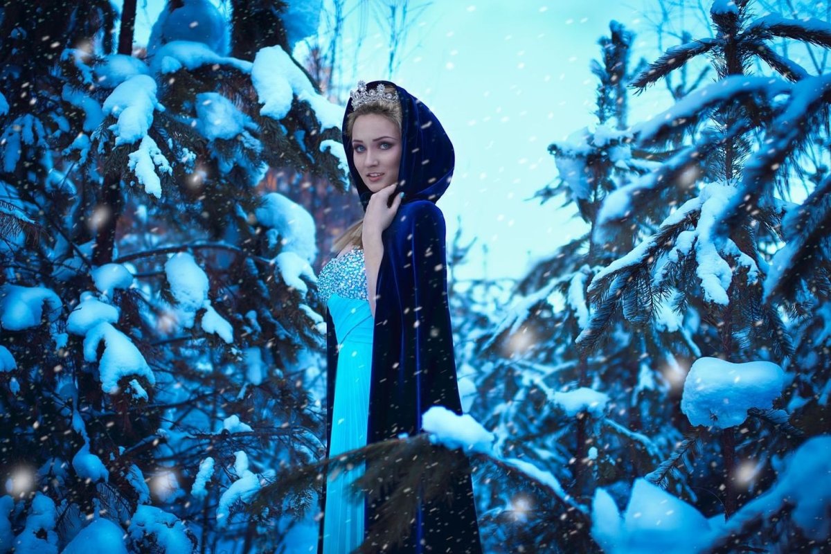 Очень красивая Снегурочка