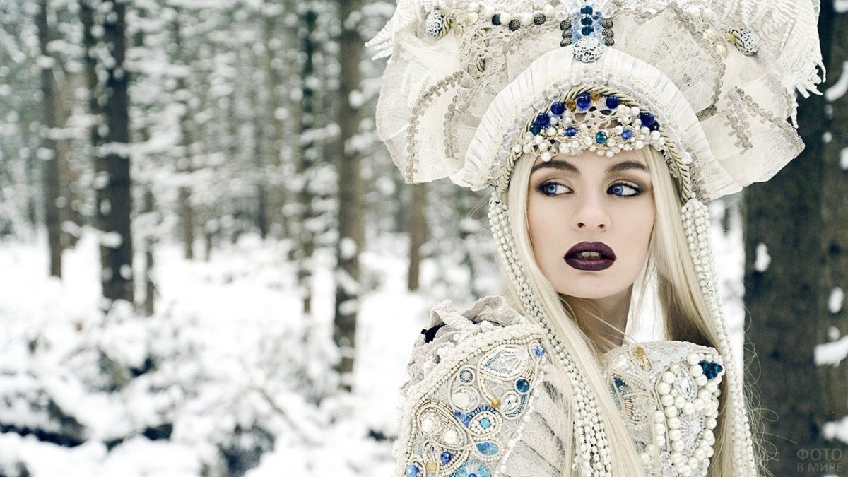 Красивая Снегурочка