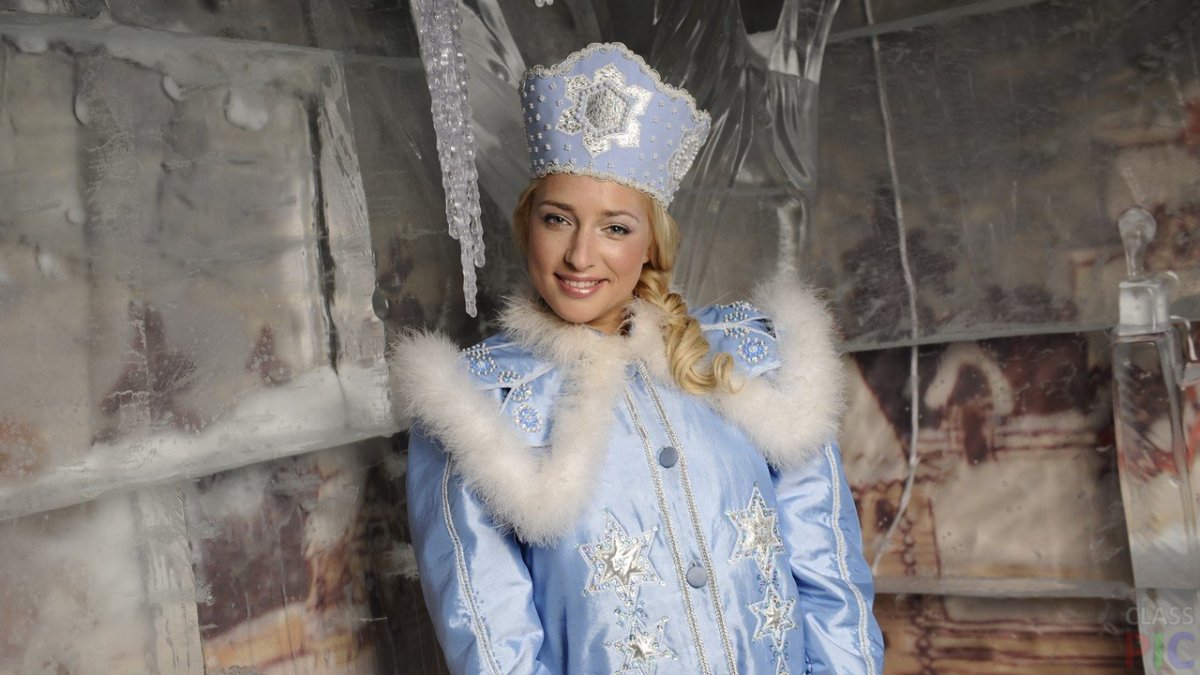 Красивая Снегурочка