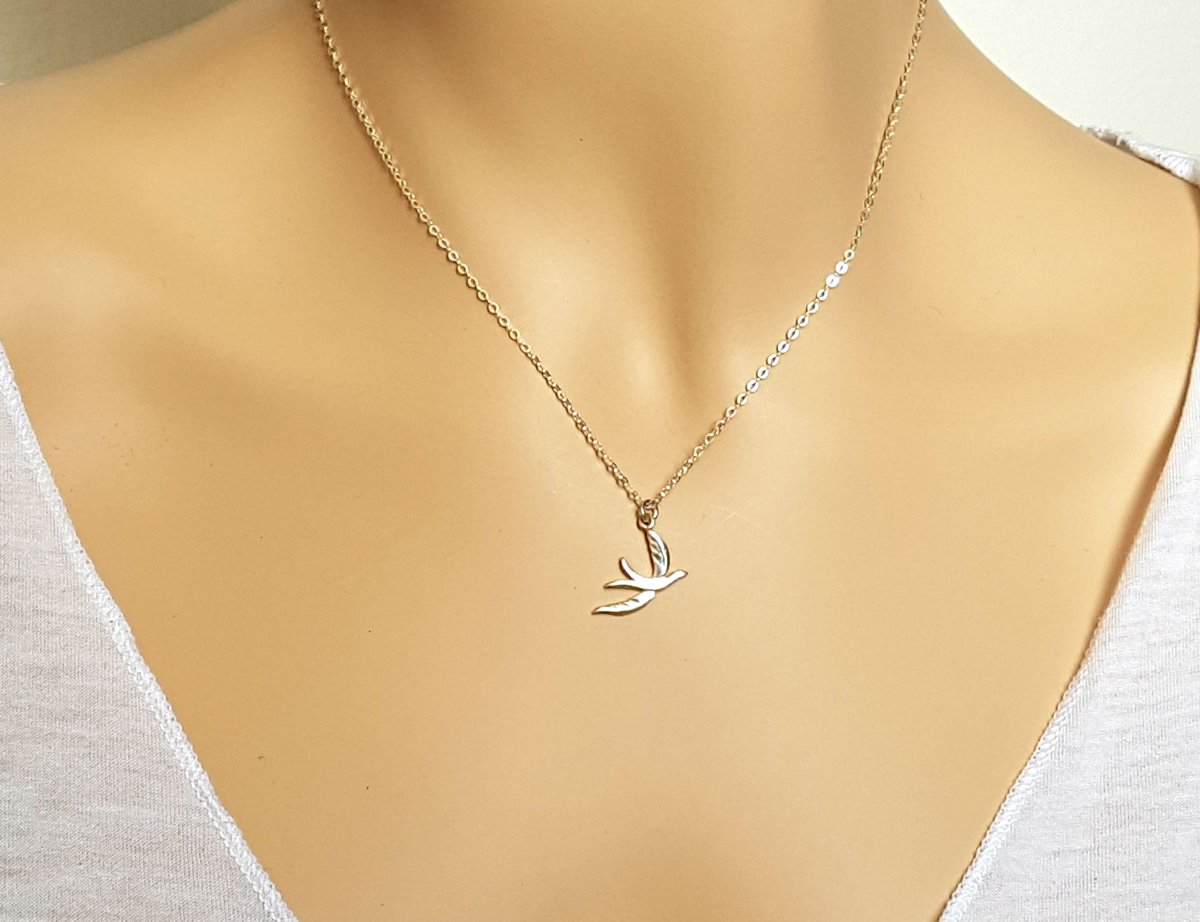 Умный кулон на шею