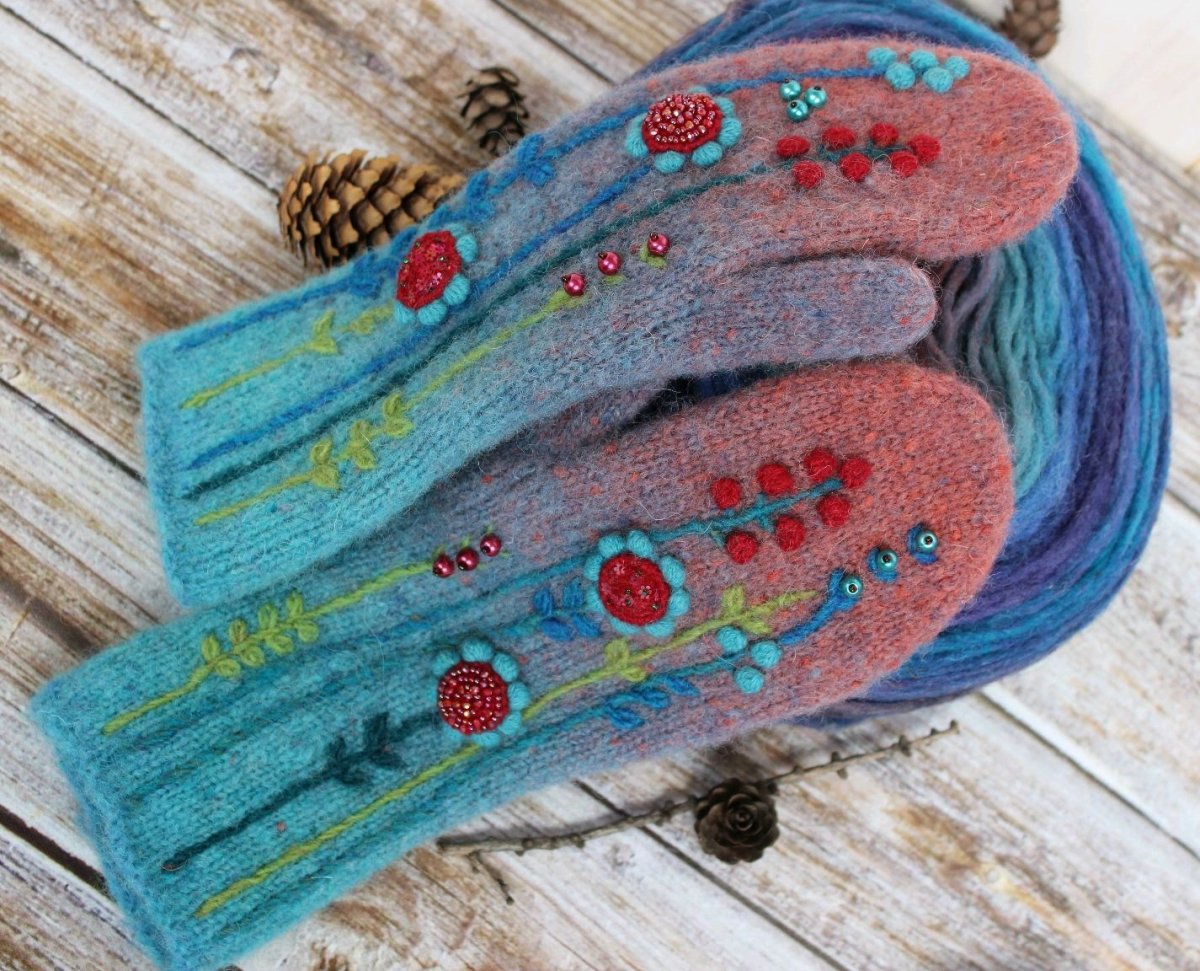 Дизайнерские варежки