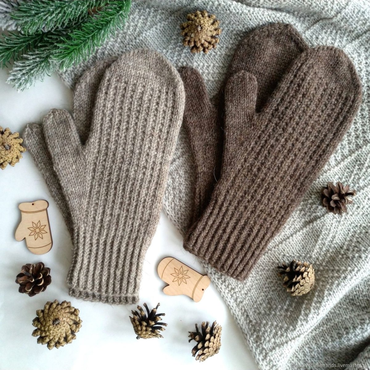 Варежки мужские