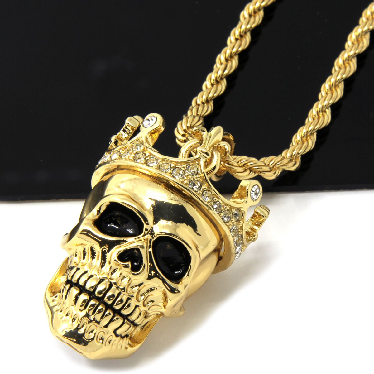 Кулоны из золота