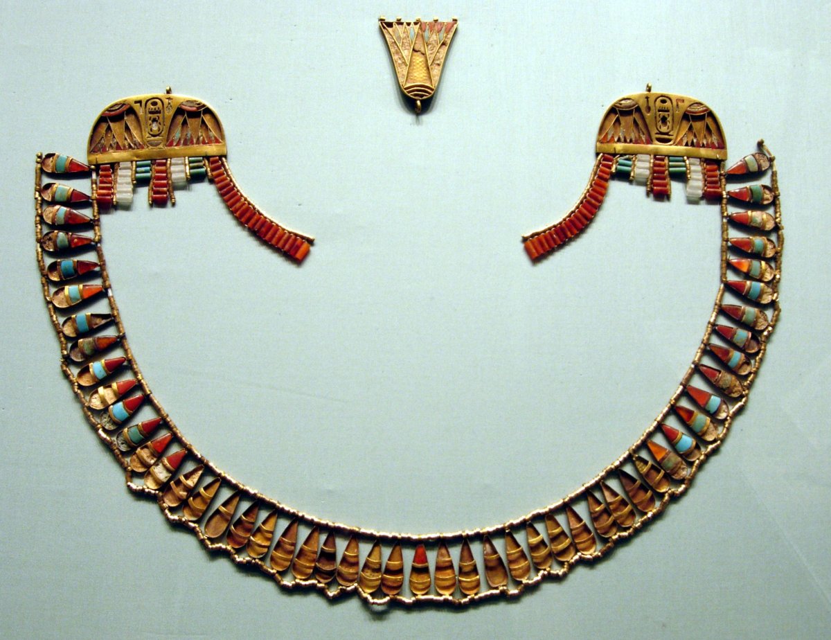 Воротник-ожерелье – ускх Тутанхамона
