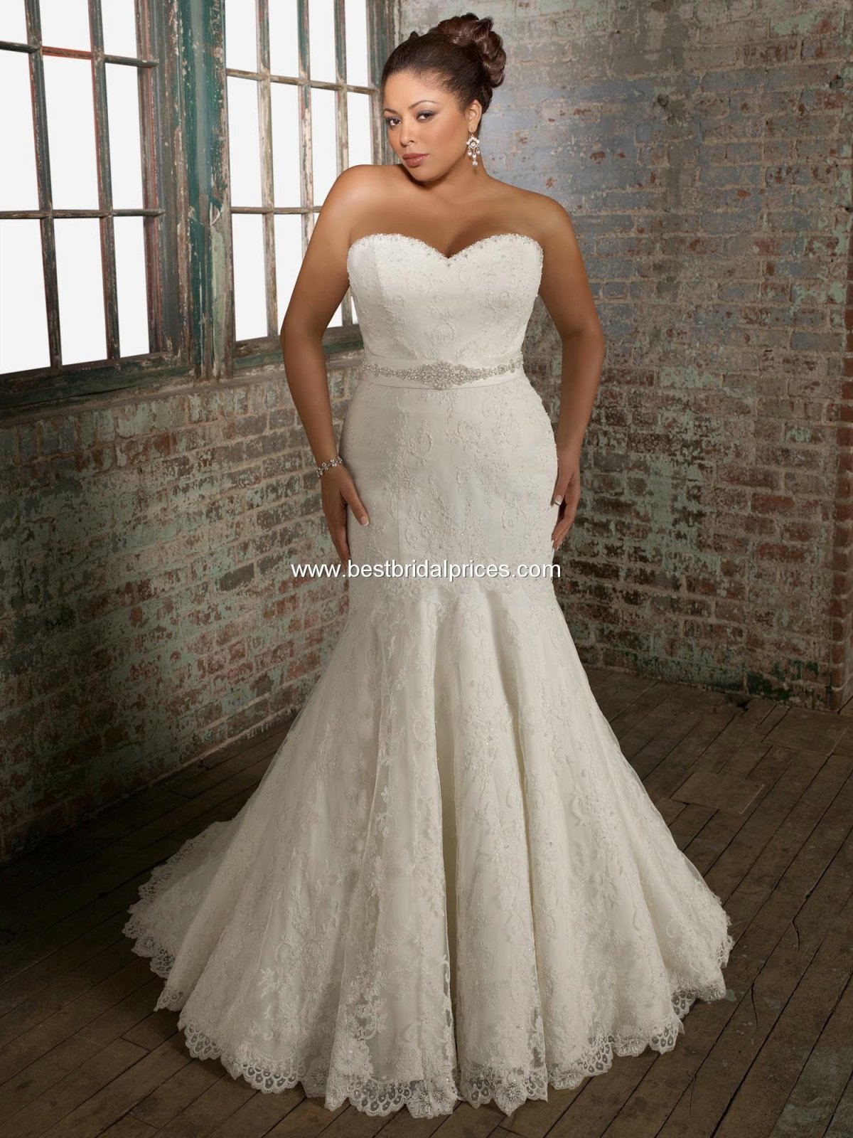 Платье на свадьбу для толстых