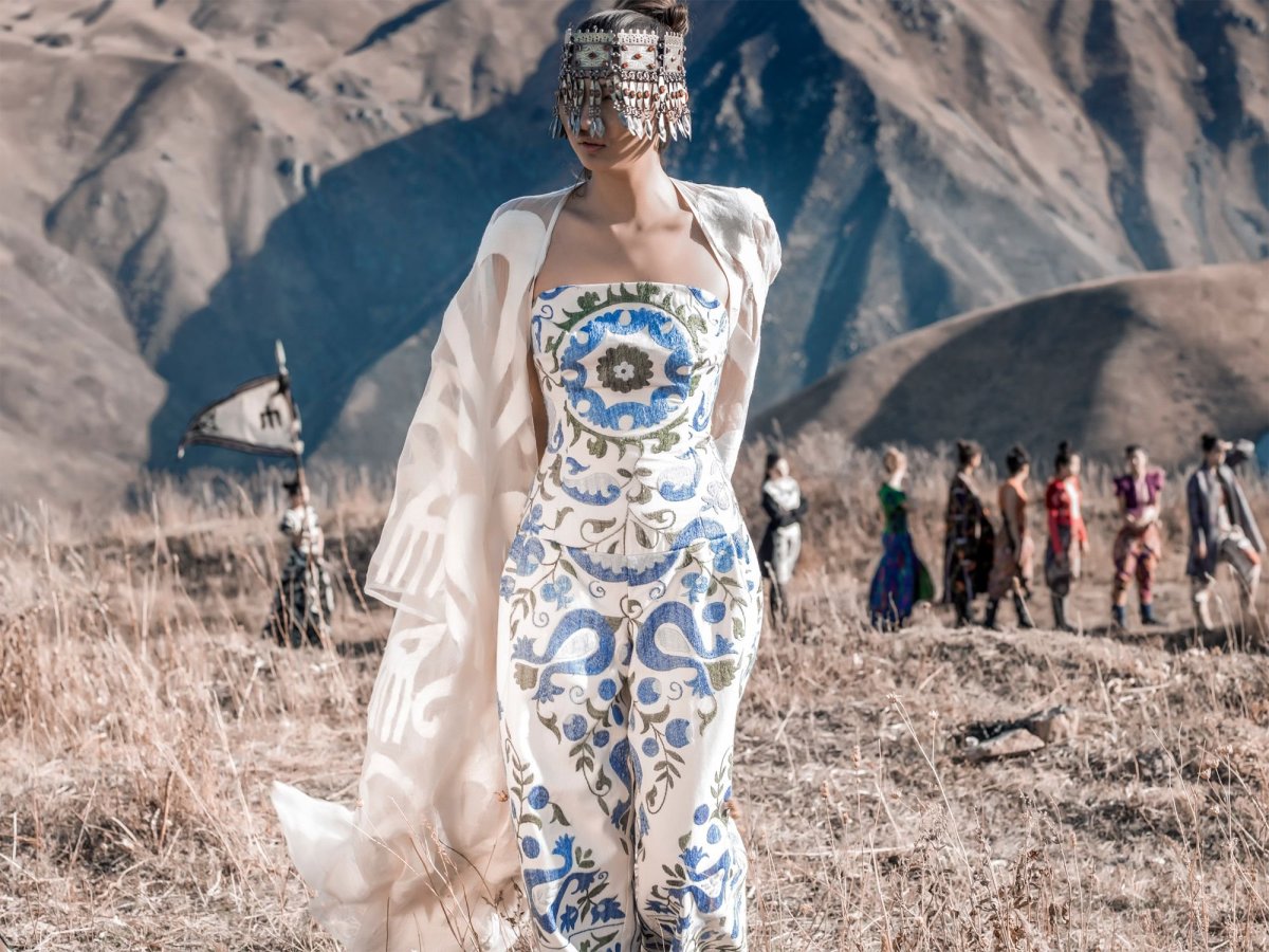 Казахские платья в современном стиле