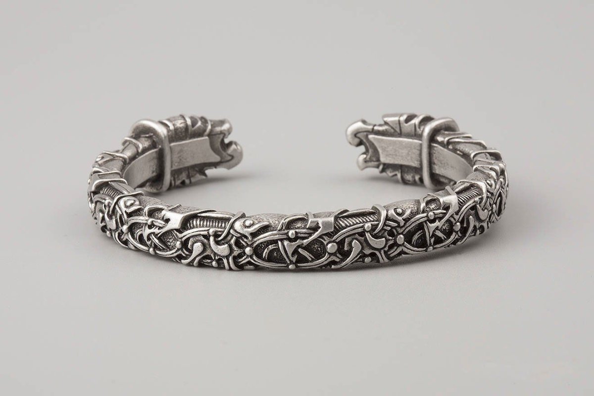 Серьги викингов мужские