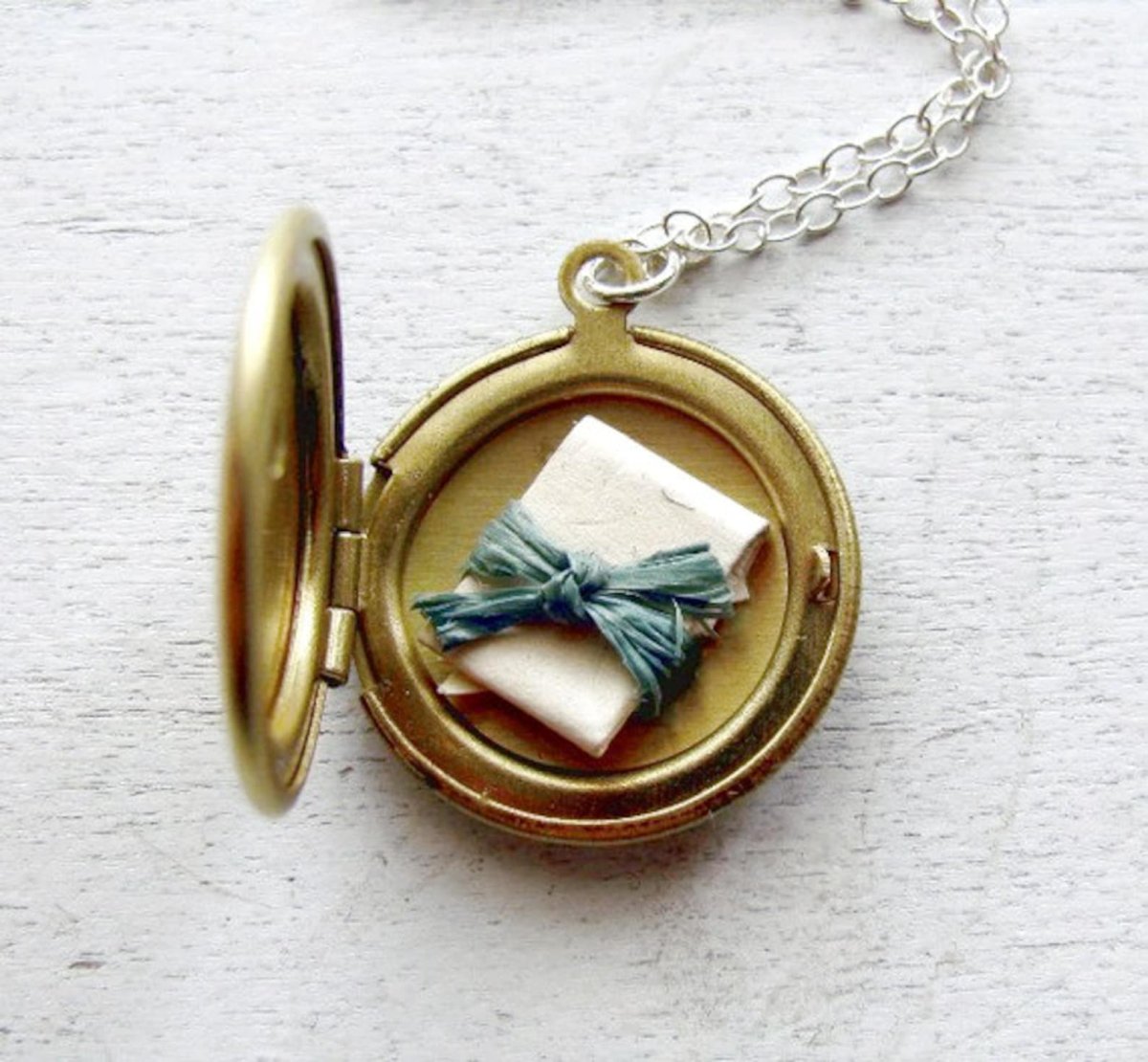 Музыкальная шкатулка кулон