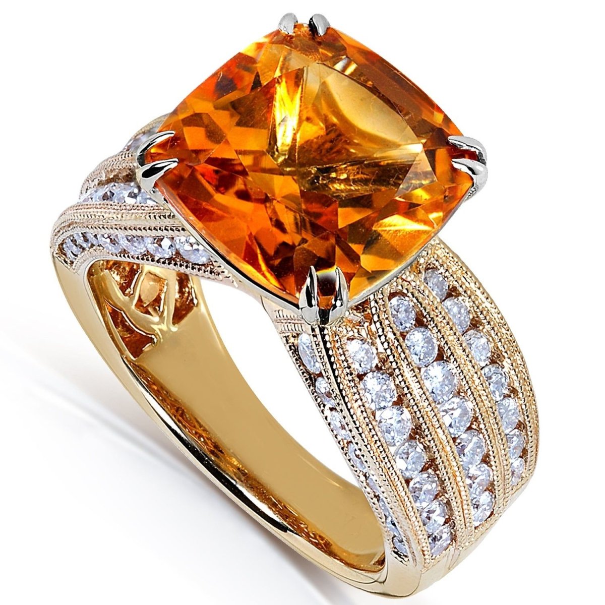 Цитрин с 2 бриллиантами