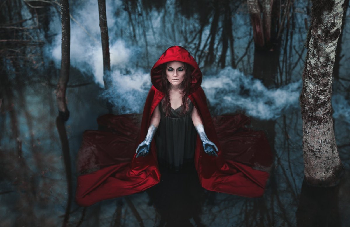 Беата красная шапочка