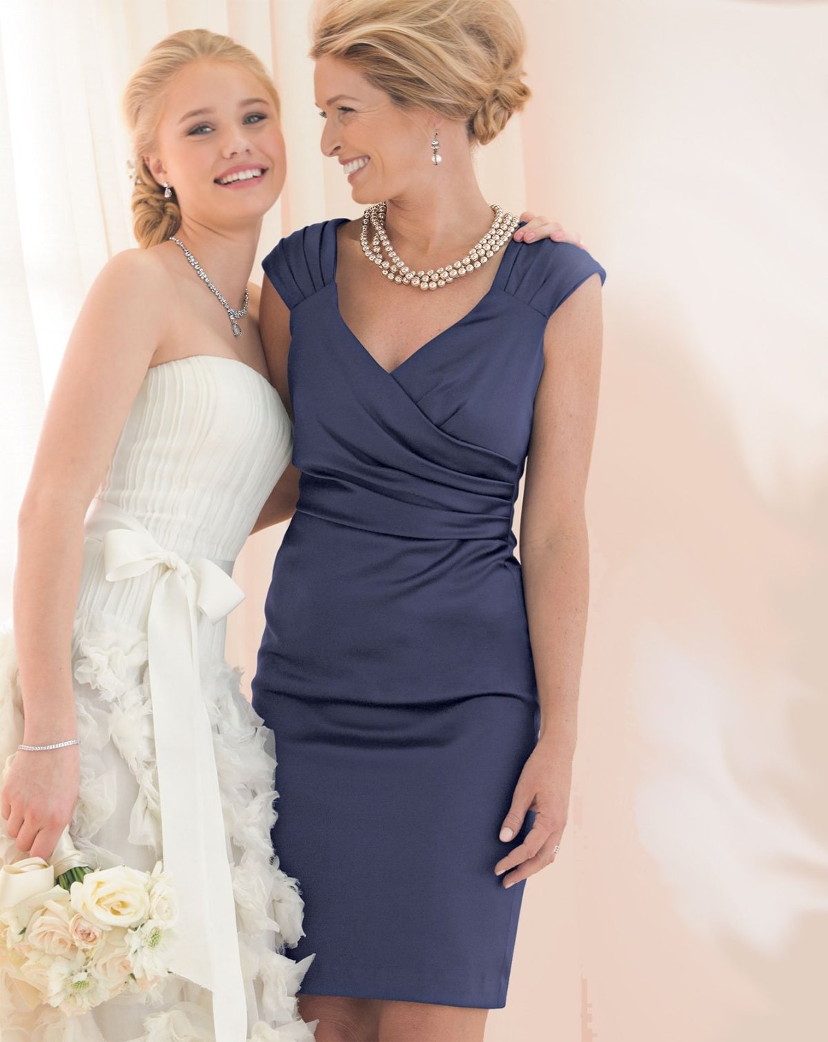 Платье на свадьбу для мамы невесты