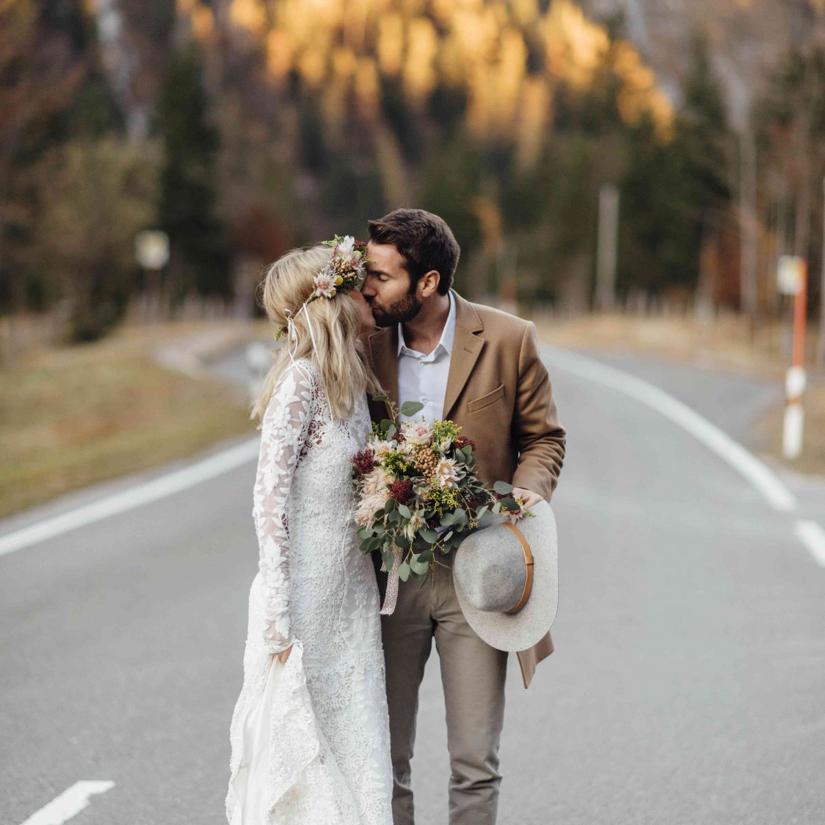 Стильно одетые пары