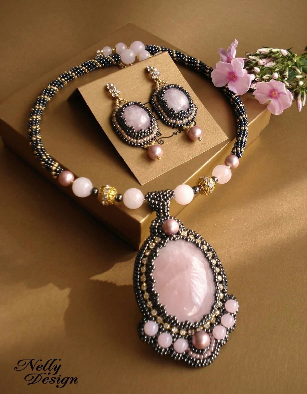 Украшения ручной работы