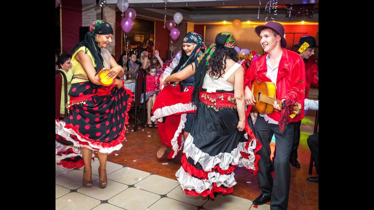 Вечеринка в цыганском стиле