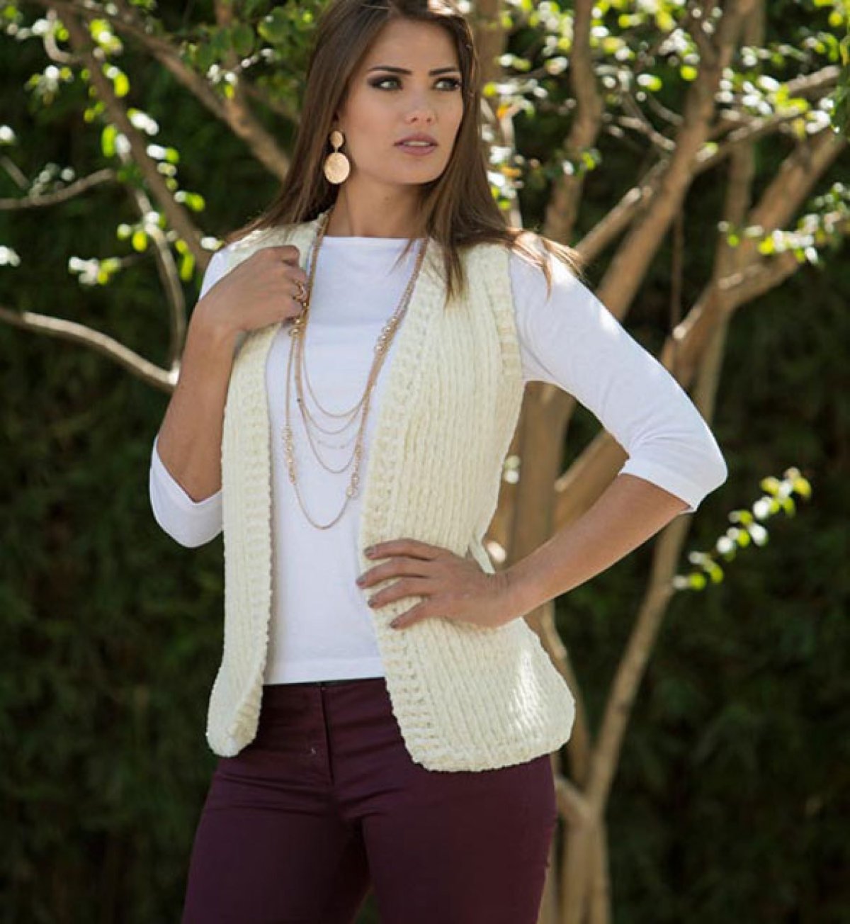 Жилет с шалевым воротником Верена