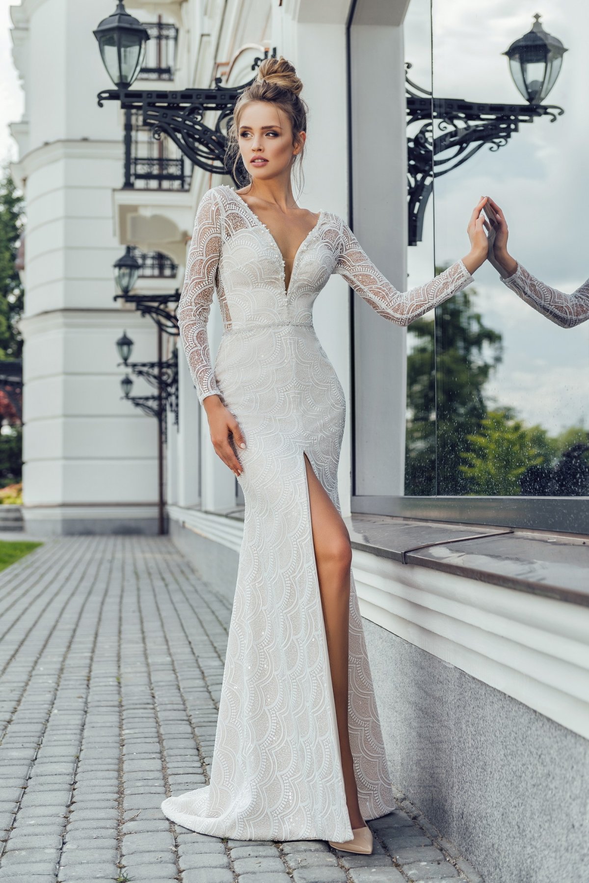 Белое длинное платье