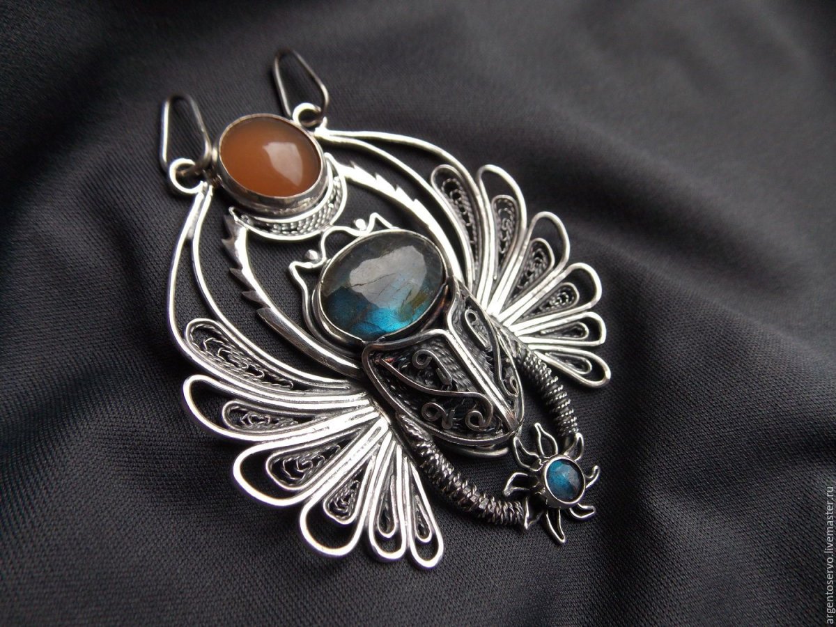 Необычные серебряные кольца