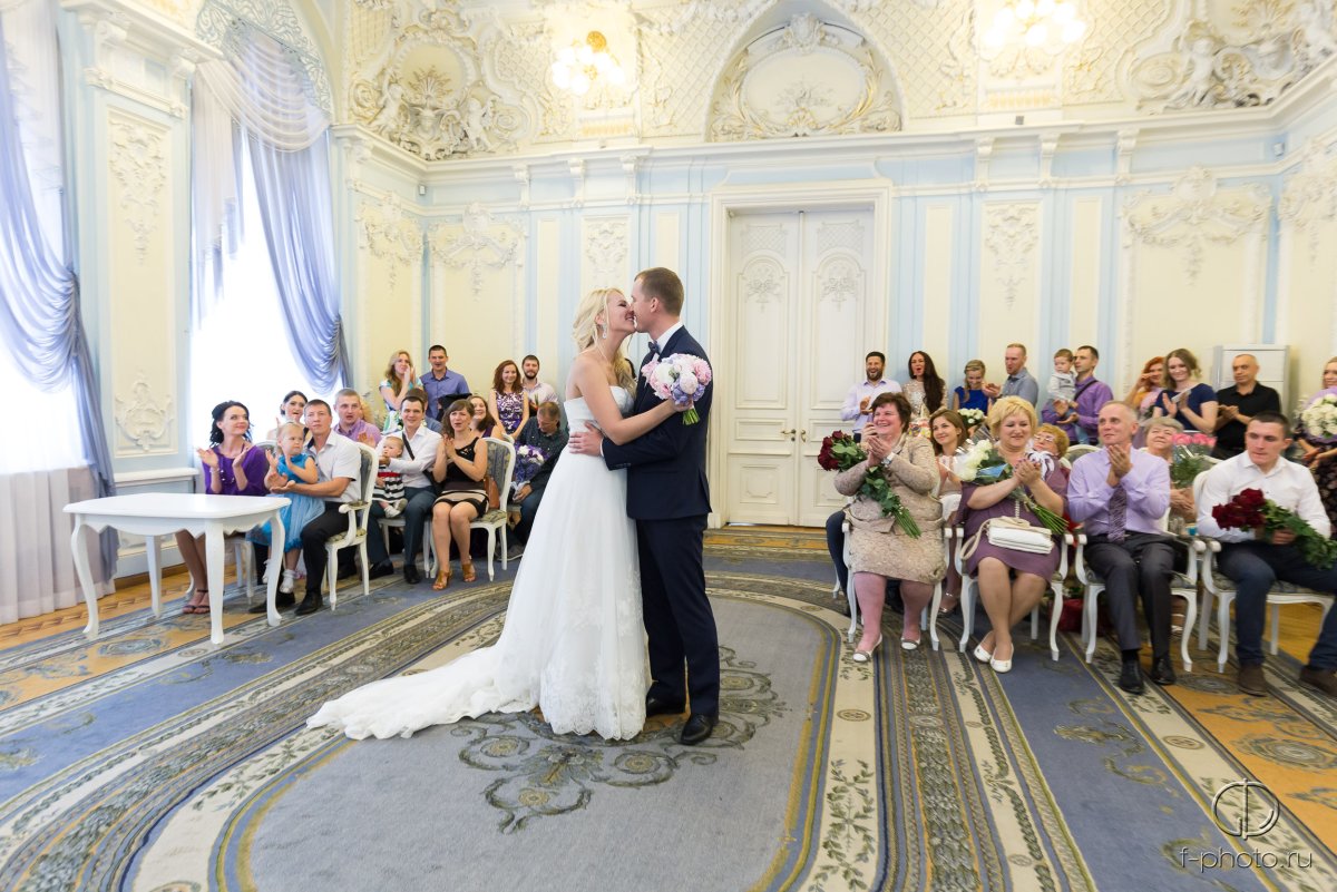 Торжественная церемония в ЗАГСЕ