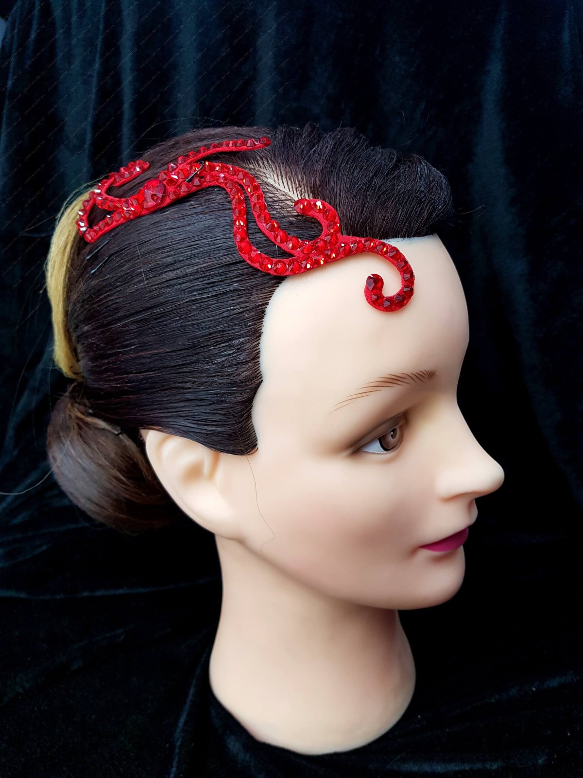 Украшение на пучок для художественной