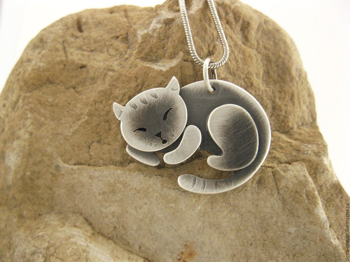 Кулон кот