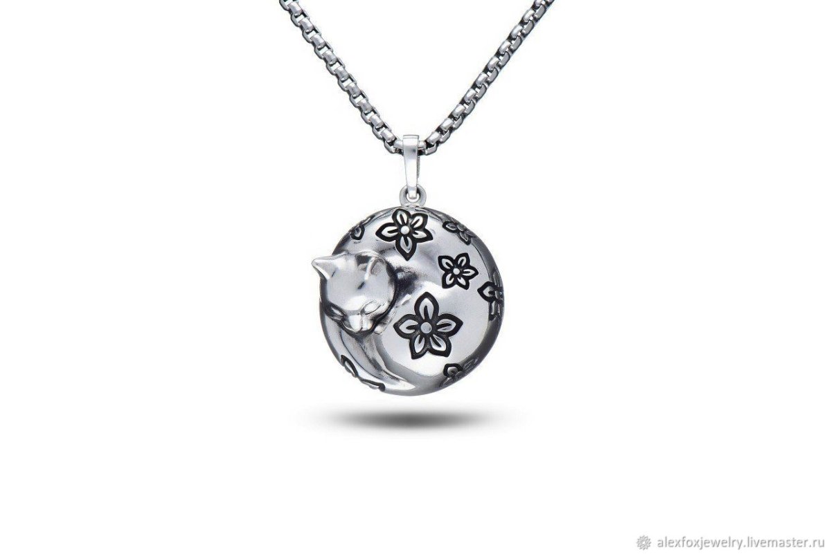 Оригинальные женские кулоны с кошками