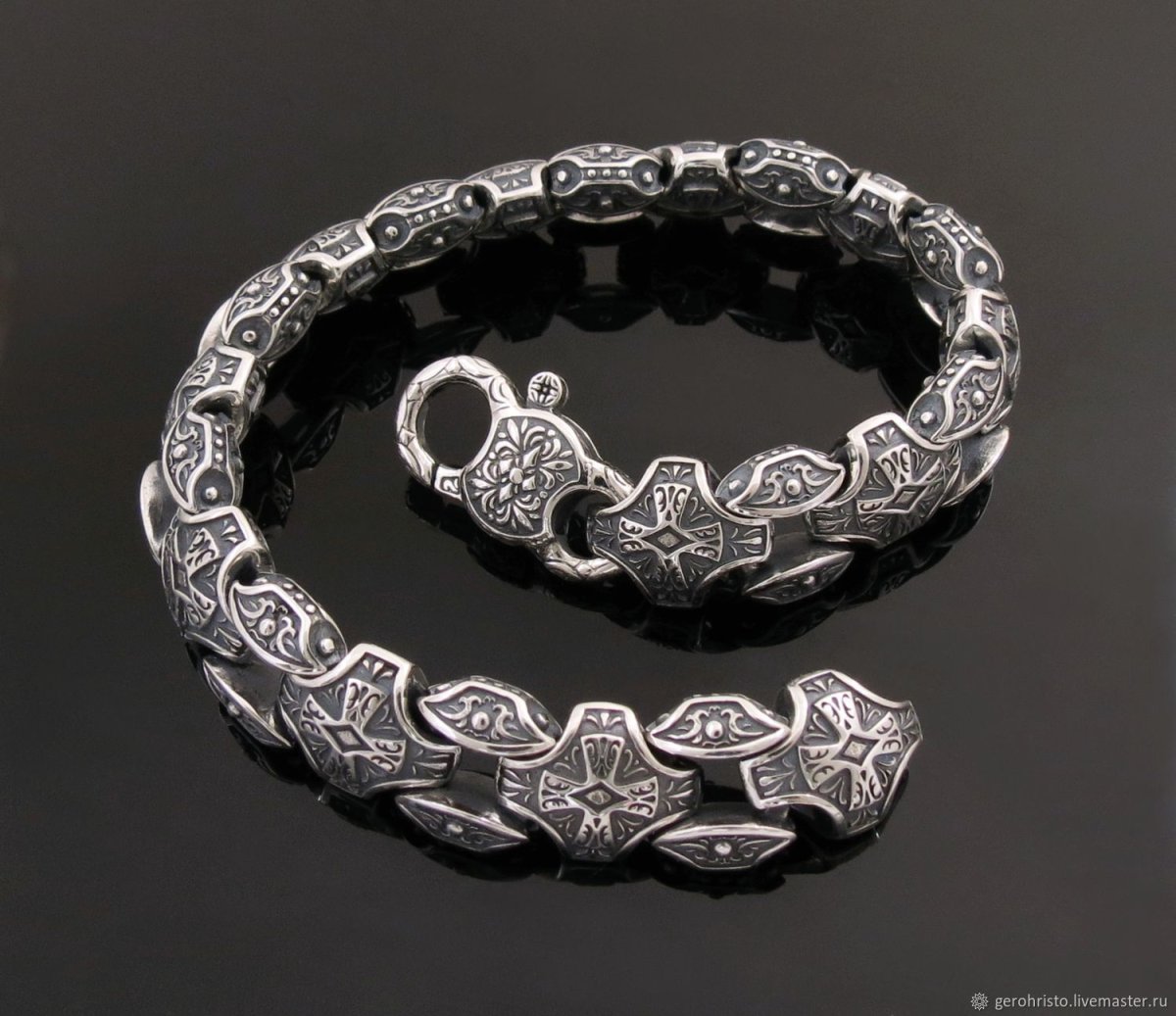 Фото онлайн магазина где продают железные украшения