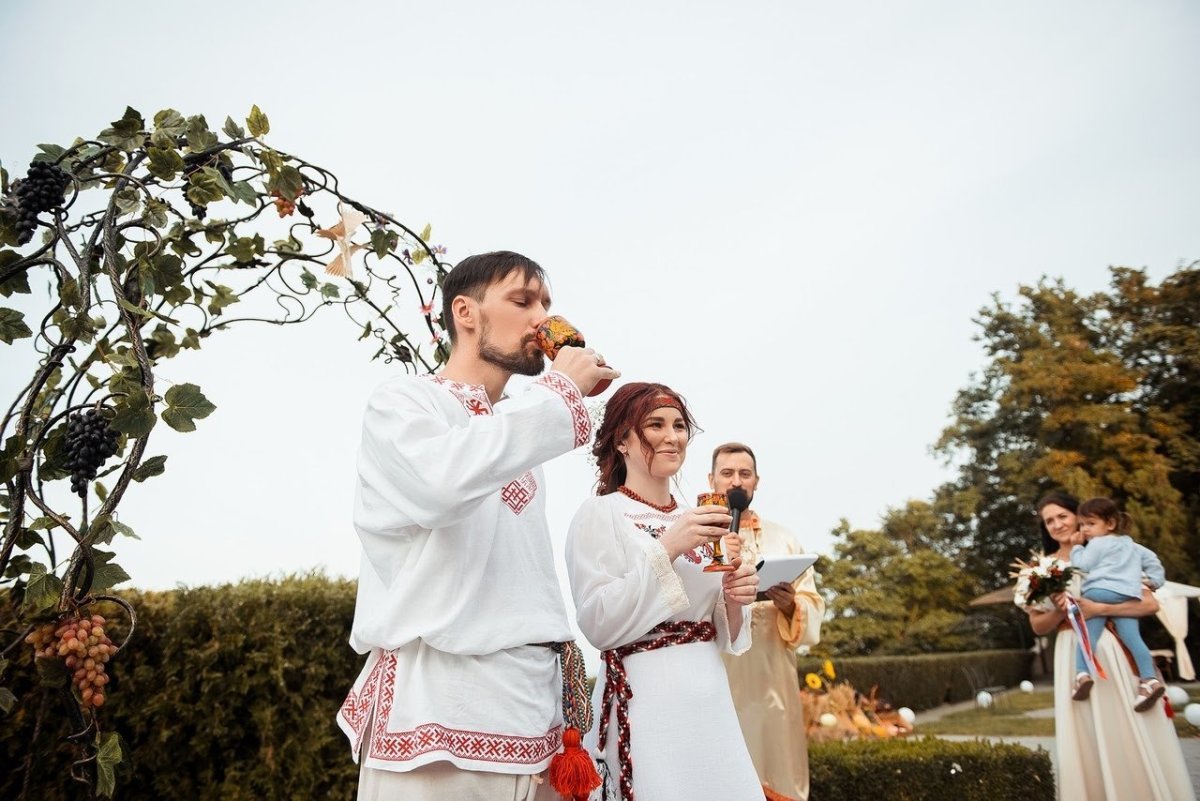 Свадебное платье в русском стиле