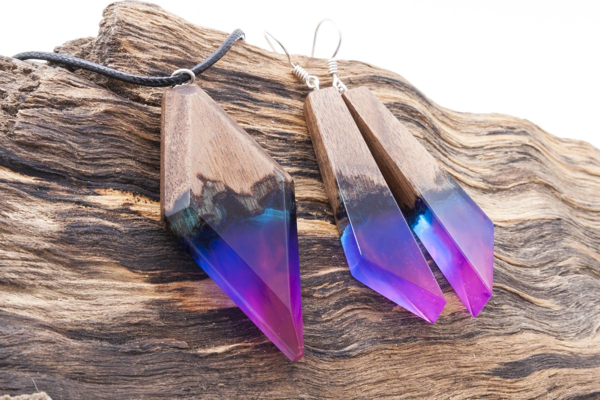 Скелетированные листья в эпоксидной смоле