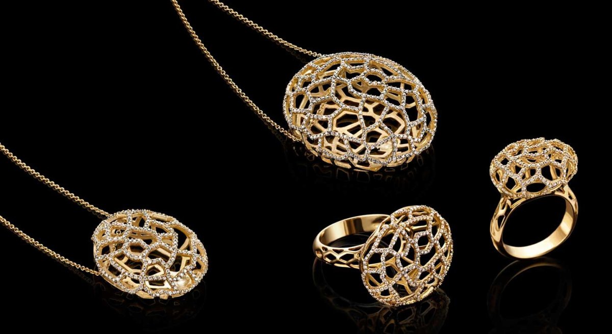 Кольцо с фианитом золотое 585 sunlight