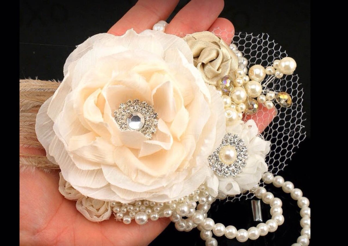 Броши цветы из ткани украшения для платья