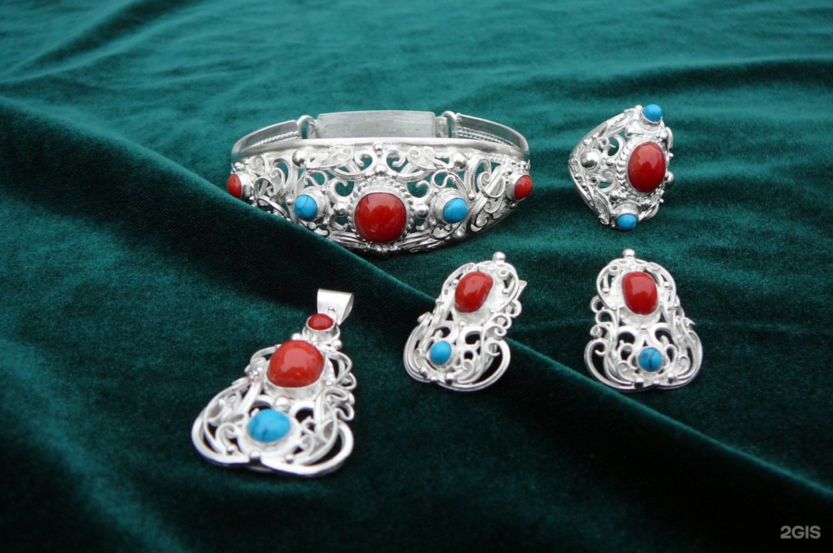 Кулон чеканка