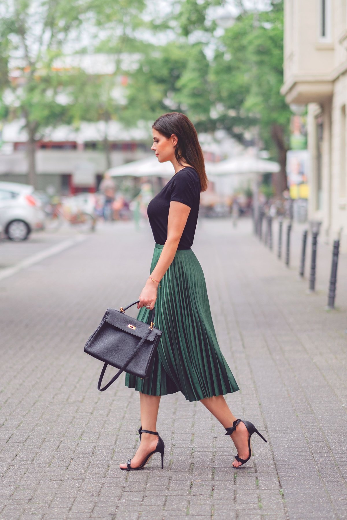 Образы с плиссированной юбкой