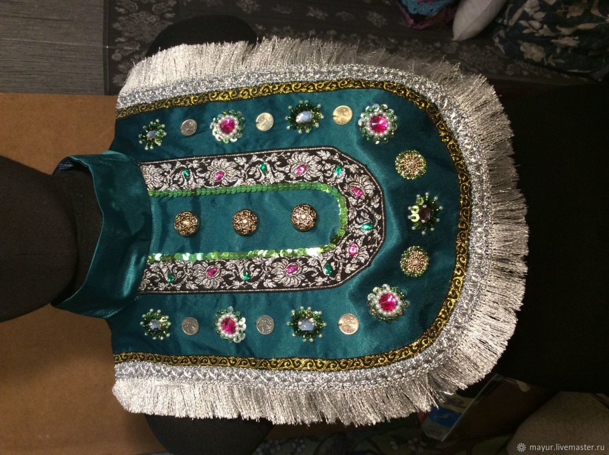 Украшения традиционные женские