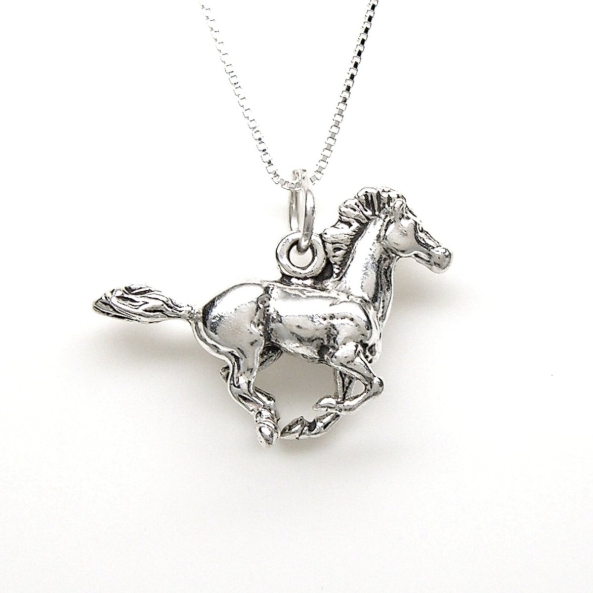 Кулон голова лошади
