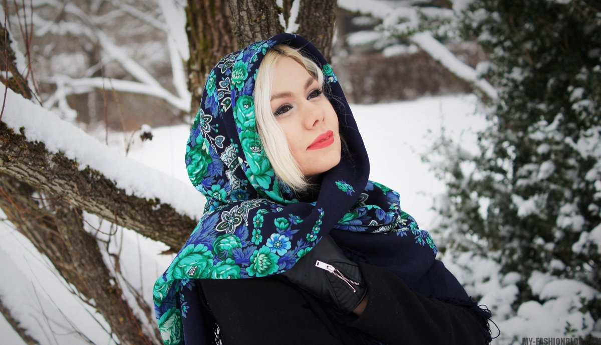 Русская красавица платок павловопосадский