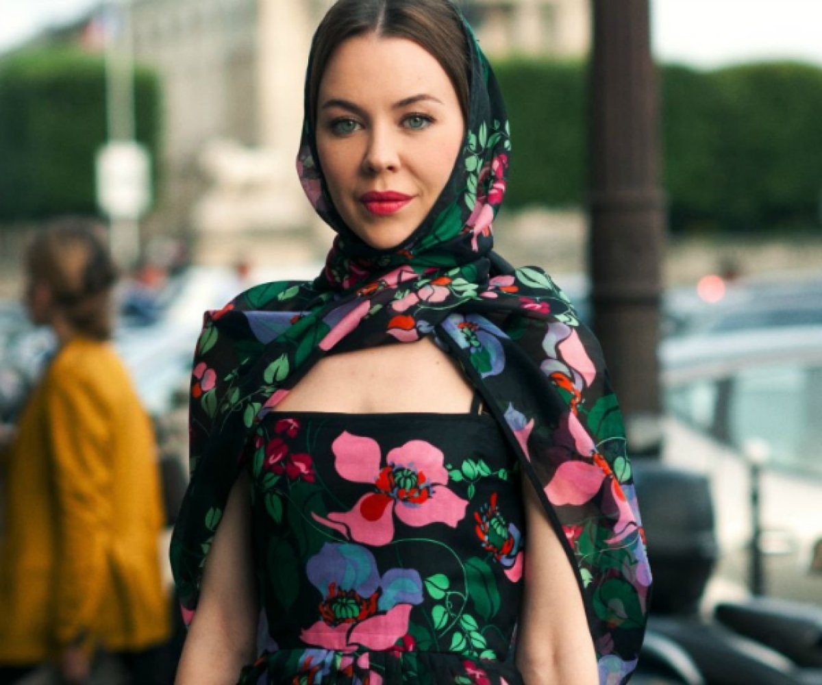 Ульяна Сергиенко в платке